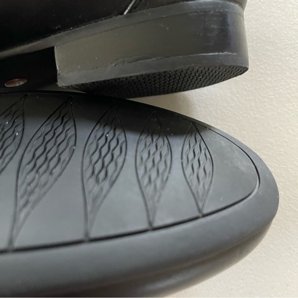 Clarks Women’s Unstructured Black Un-Blush Ease Slip On Black Loafer Sz 9 1/2 W - Picture 12 of 13